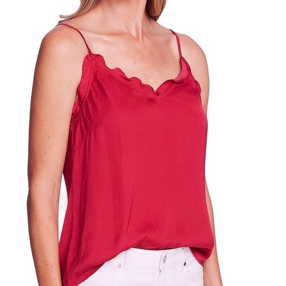 Vince Camuto Tops - NWT Vince Camuto Small Pink VNeck Ruffled Camisole